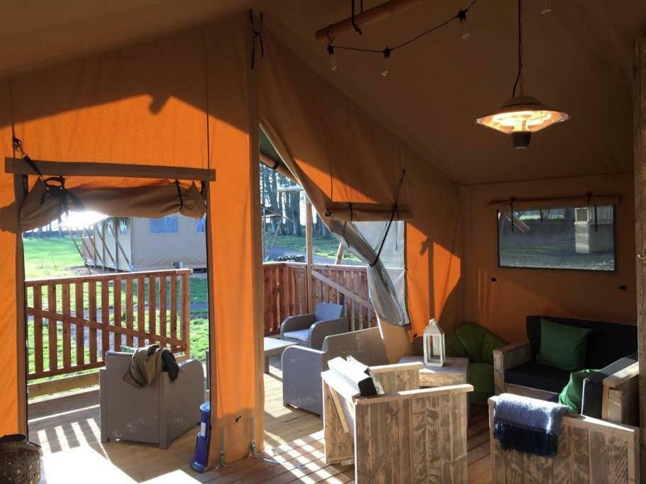 Lapwing Safari Tent Cheltenham Exterior foto